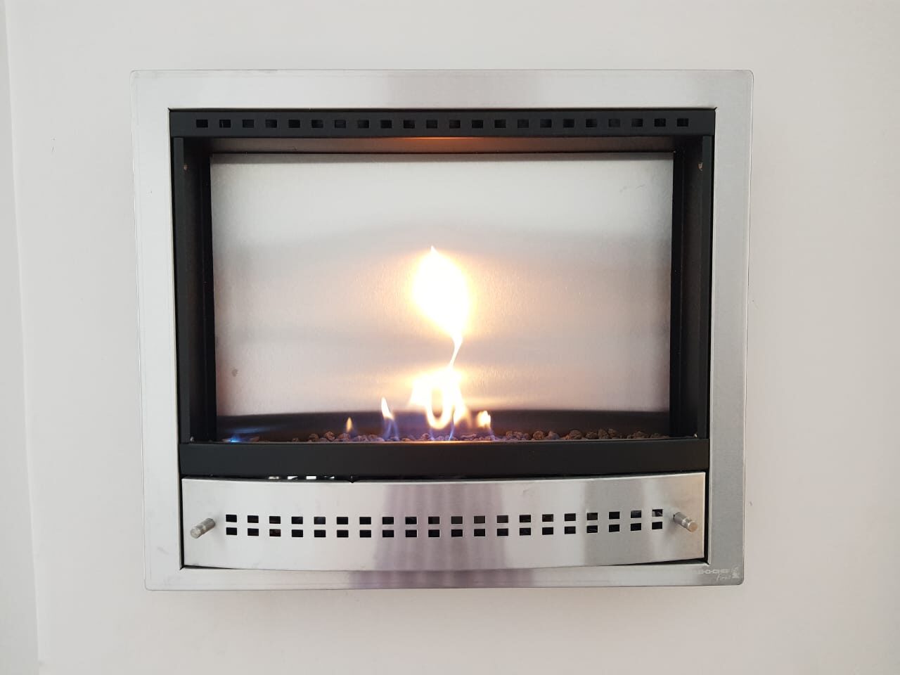 Gas fireplace by GasGuru